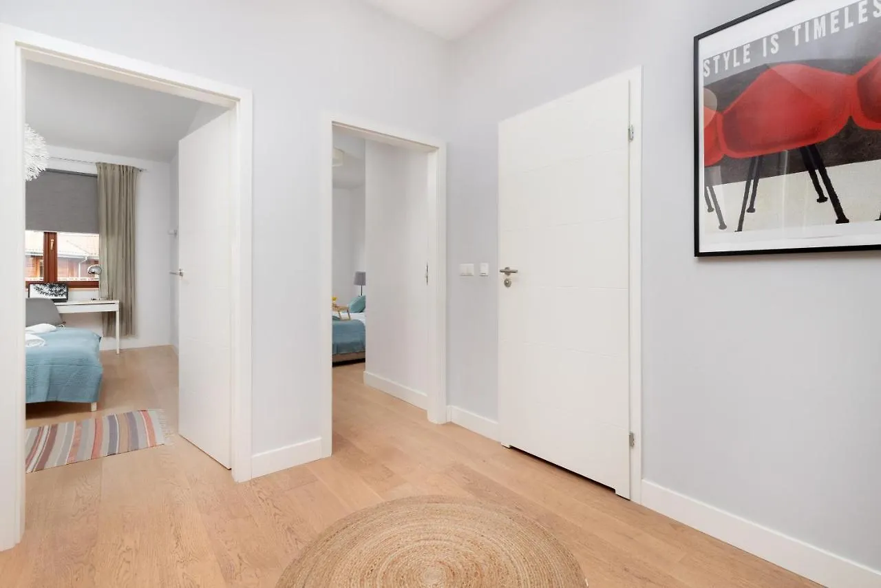 Neptun Park Spacious 3-Bedroom Apartment By Noclegi Renters Gdańsk
